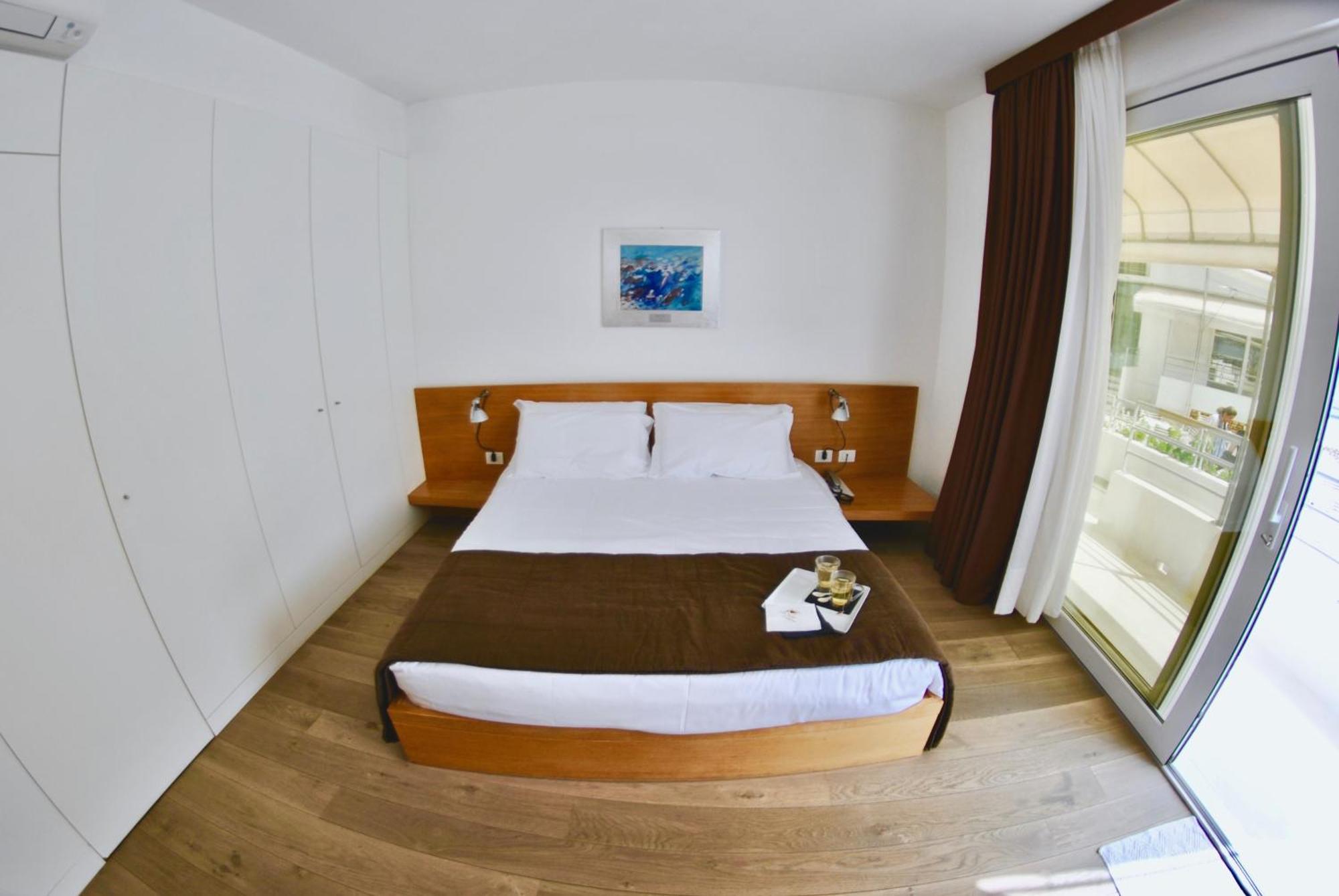 Piccolo Hotel Del Lido ليريسي المظهر الخارجي الصورة